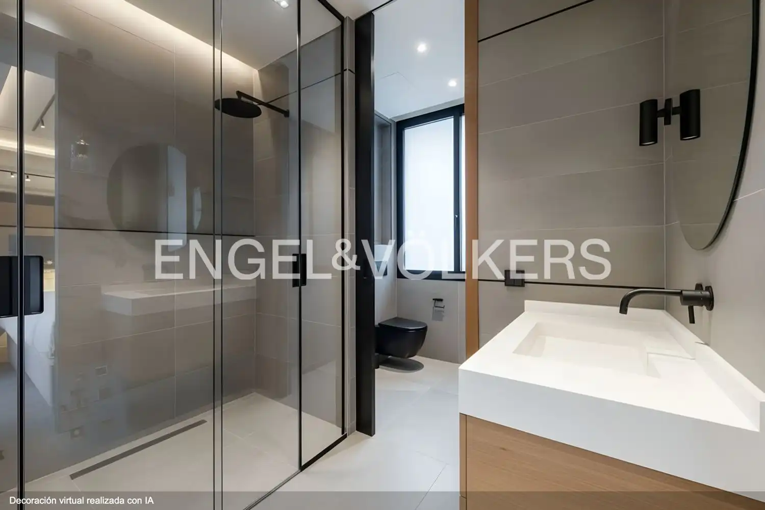 Badezimmer von Dachboden zum Verkauf in Madrid mit Klimaanlage, Heizung und Terrasse