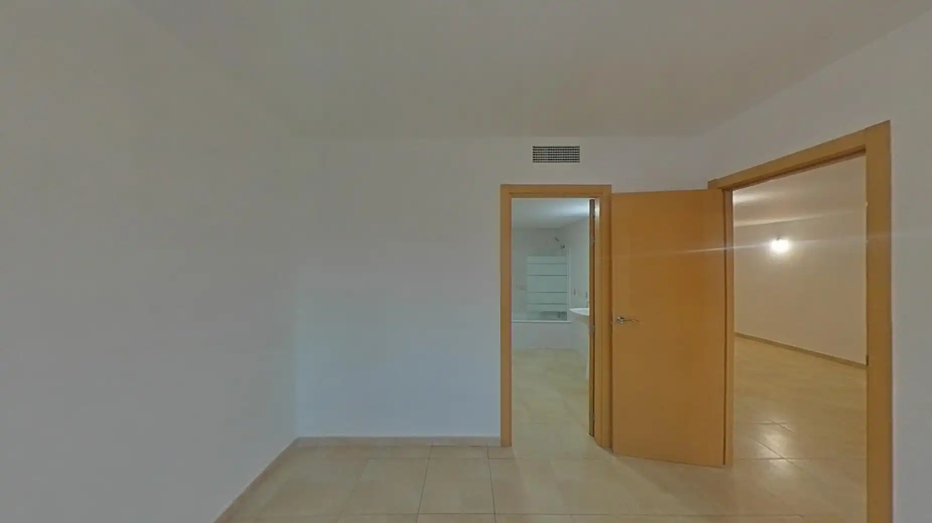 Duplexes for sale in Santa Coloma de Gramenet  with Heating
