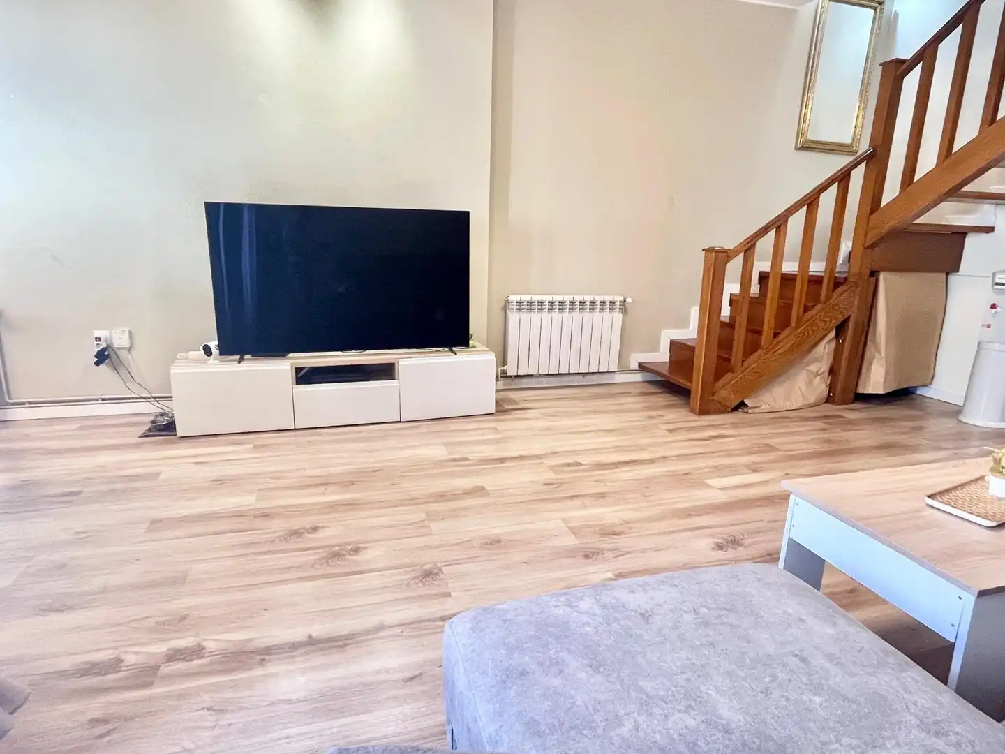 Sala de estar de Ático en venta en Cerdanyola del Vallès con Aire acondicionado, Calefacción y Parquet