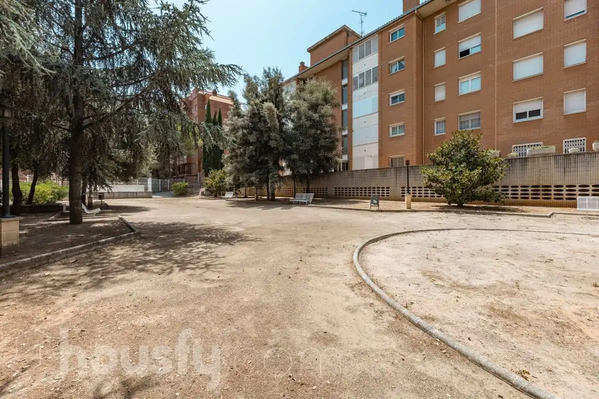Aparcament de Pis en venda en Martorell amb Aire condicionat, Calefacció i Terrassa