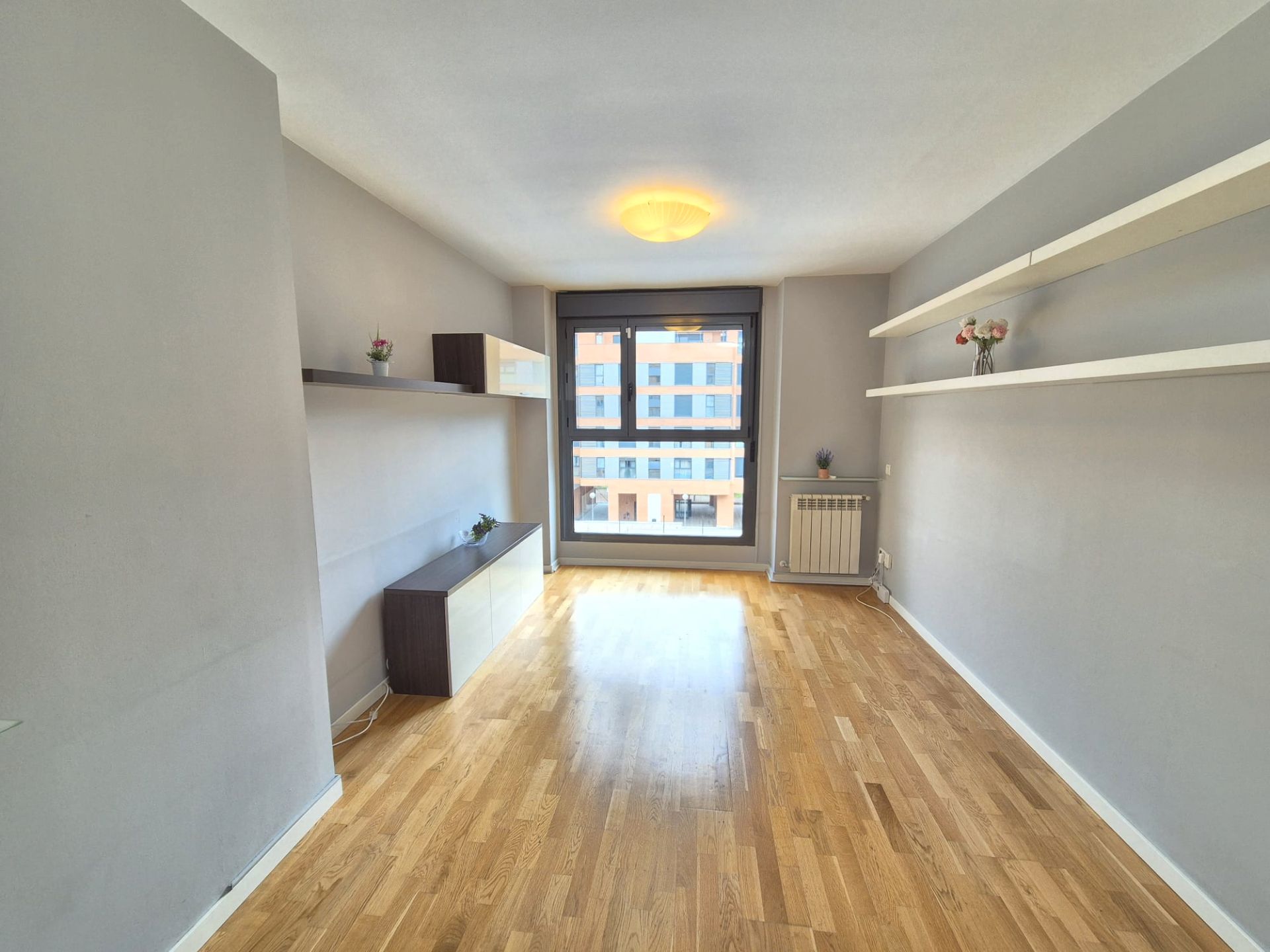 Bedroom of Flat for sale in  Madrid Capital  with Air Conditioner, Heating and Terrace
