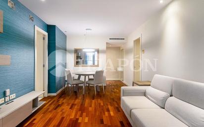 Living room of Flat for sale in  Barcelona Capital  with Air Conditioner, Terrace and Balcony