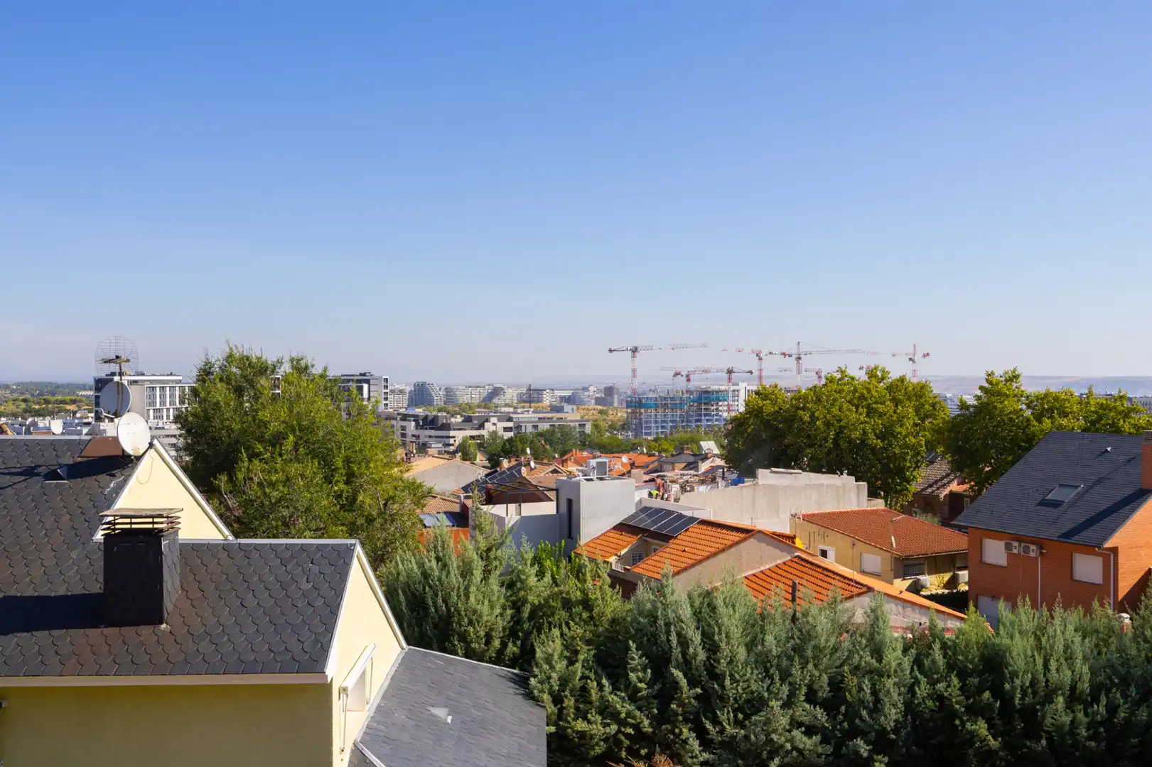 Vista exterior de Casa o chalet en venta en Madrid con Aire acondicionado, Calefacción y Terraza