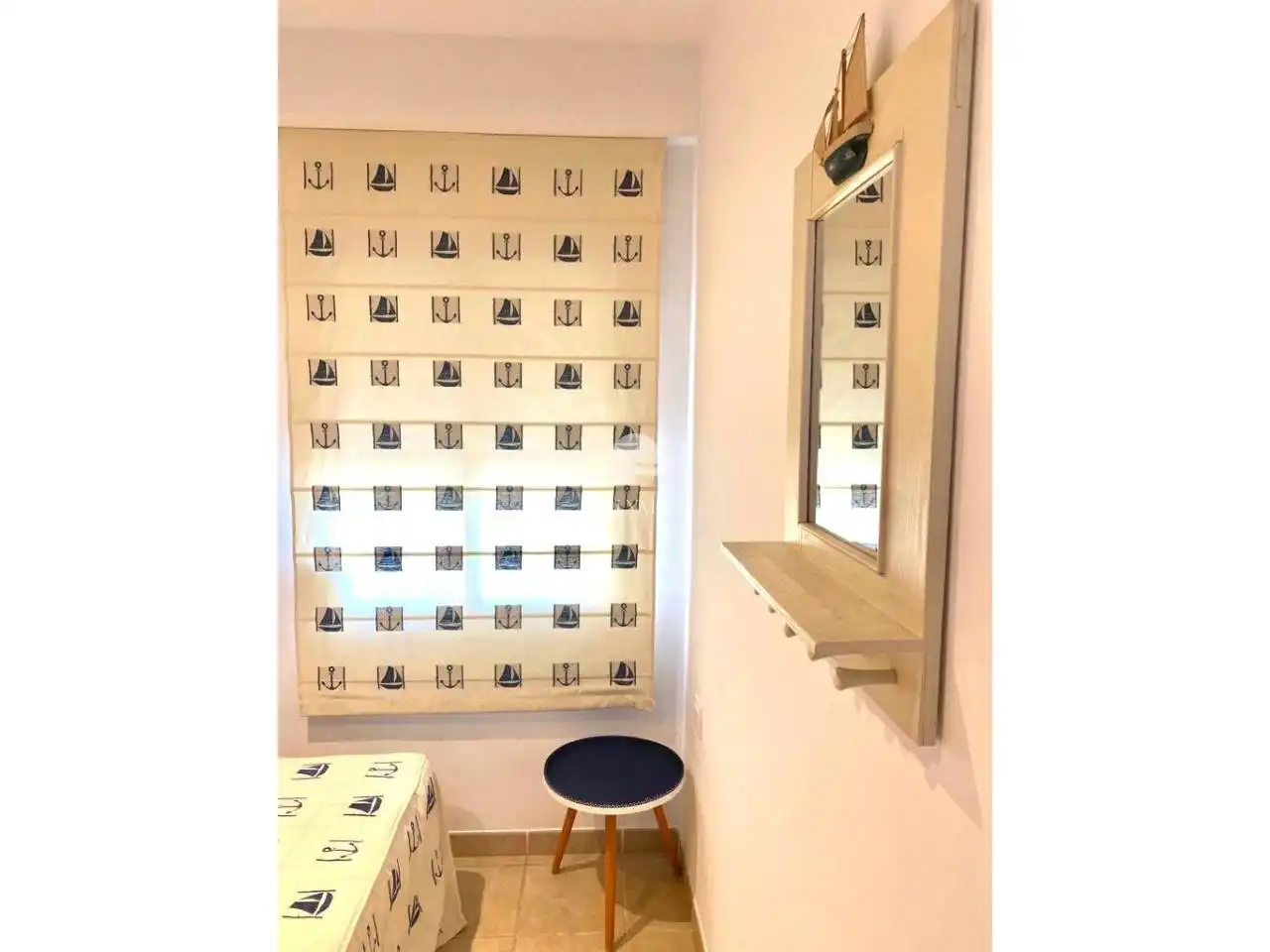 Bedroom of Flat for rent in Vélez-Málaga  with Air Conditioner, Terrace and Furnished
