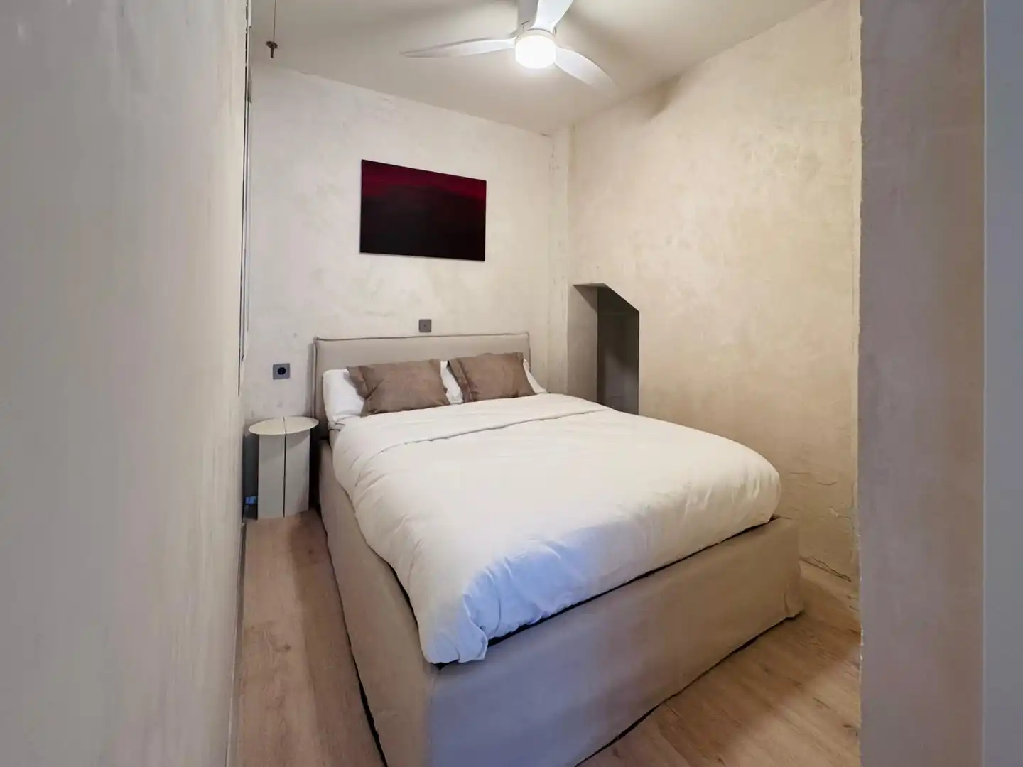 Dormitori de Apartament de lloguer en Málaga amb Moblat i Rentadora