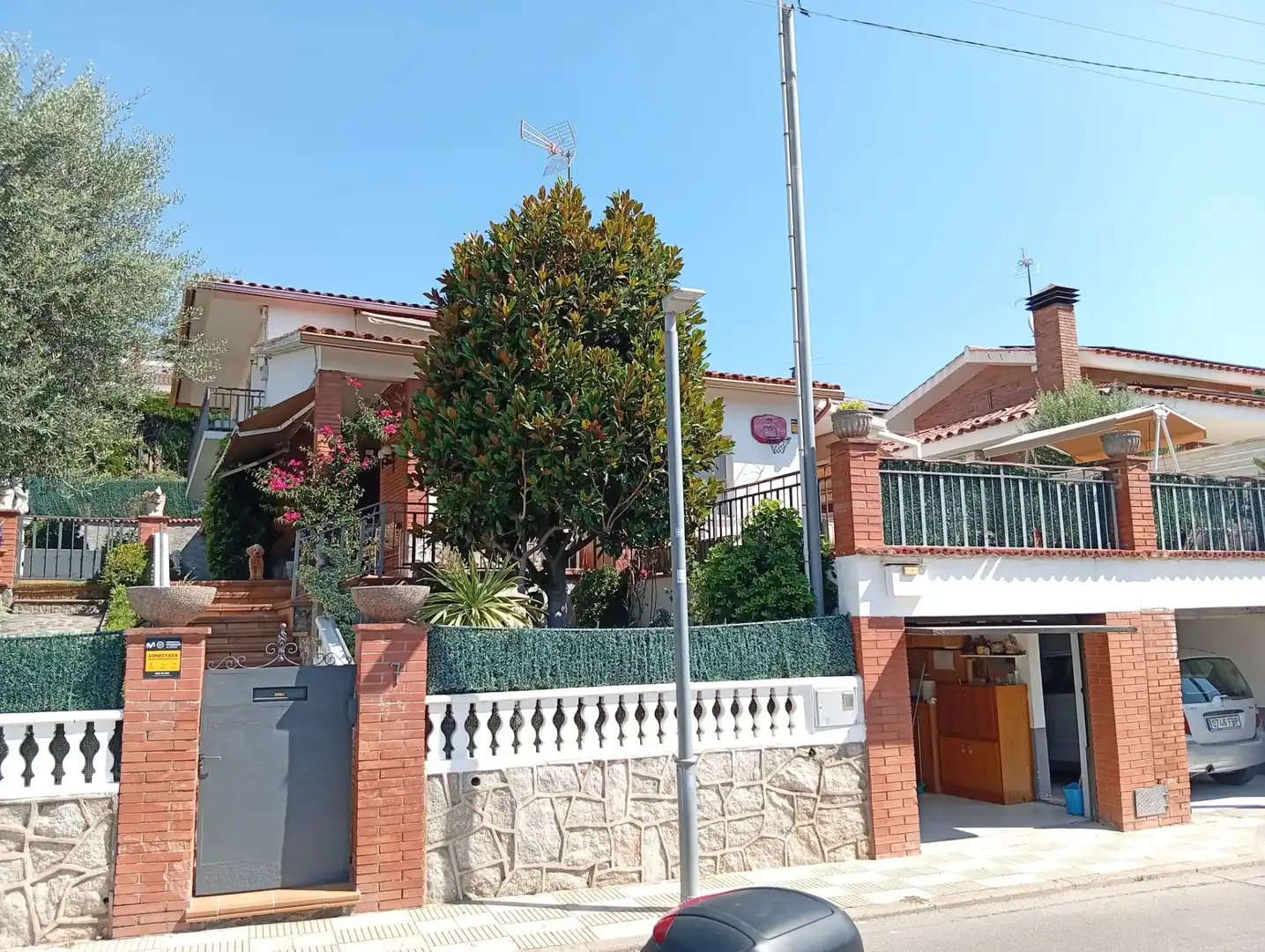Vista exterior de Casa o xalet en venda en Les Franqueses del Vallès amb Aire condicionat, Calefacció i Jardí privat