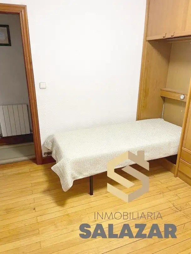 Bedroom of Flat for rent in Okondo  with Heating