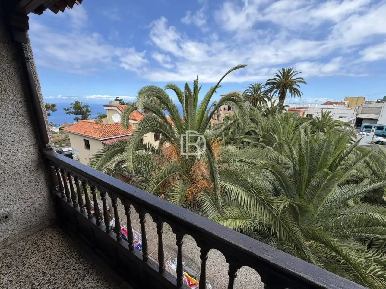 Vista exterior de Piso en venta en Santa Úrsula con Terraza, Trastero y Amueblado