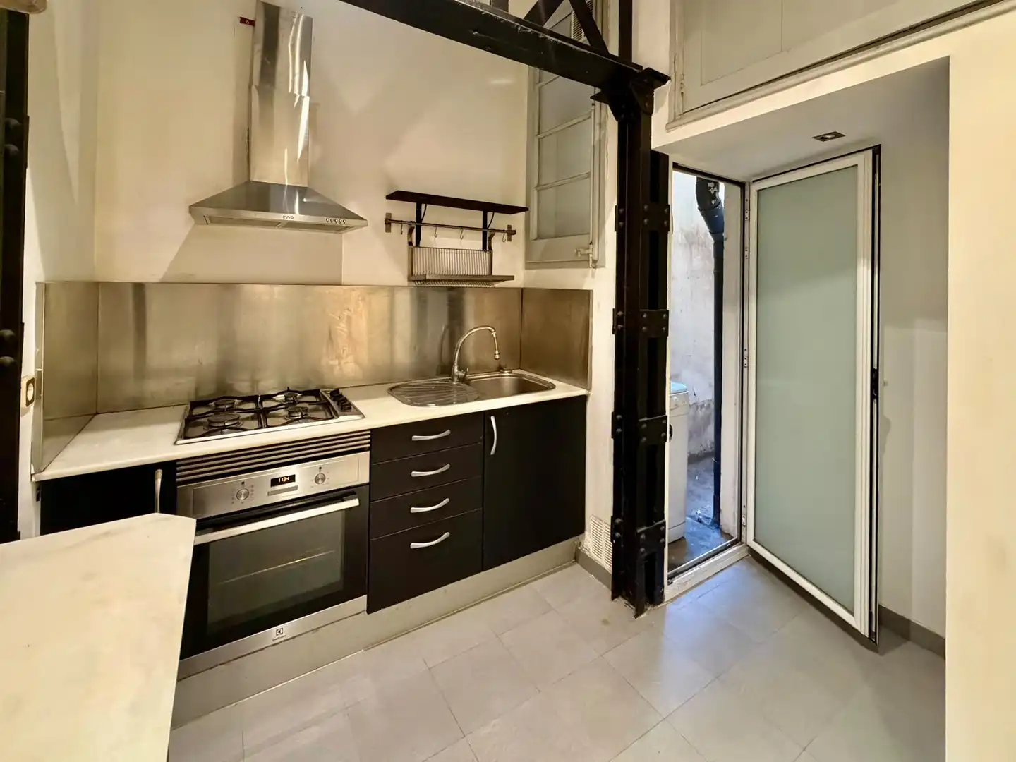 Flat with lift for sale in Carrer del Rosselló, imagen 8