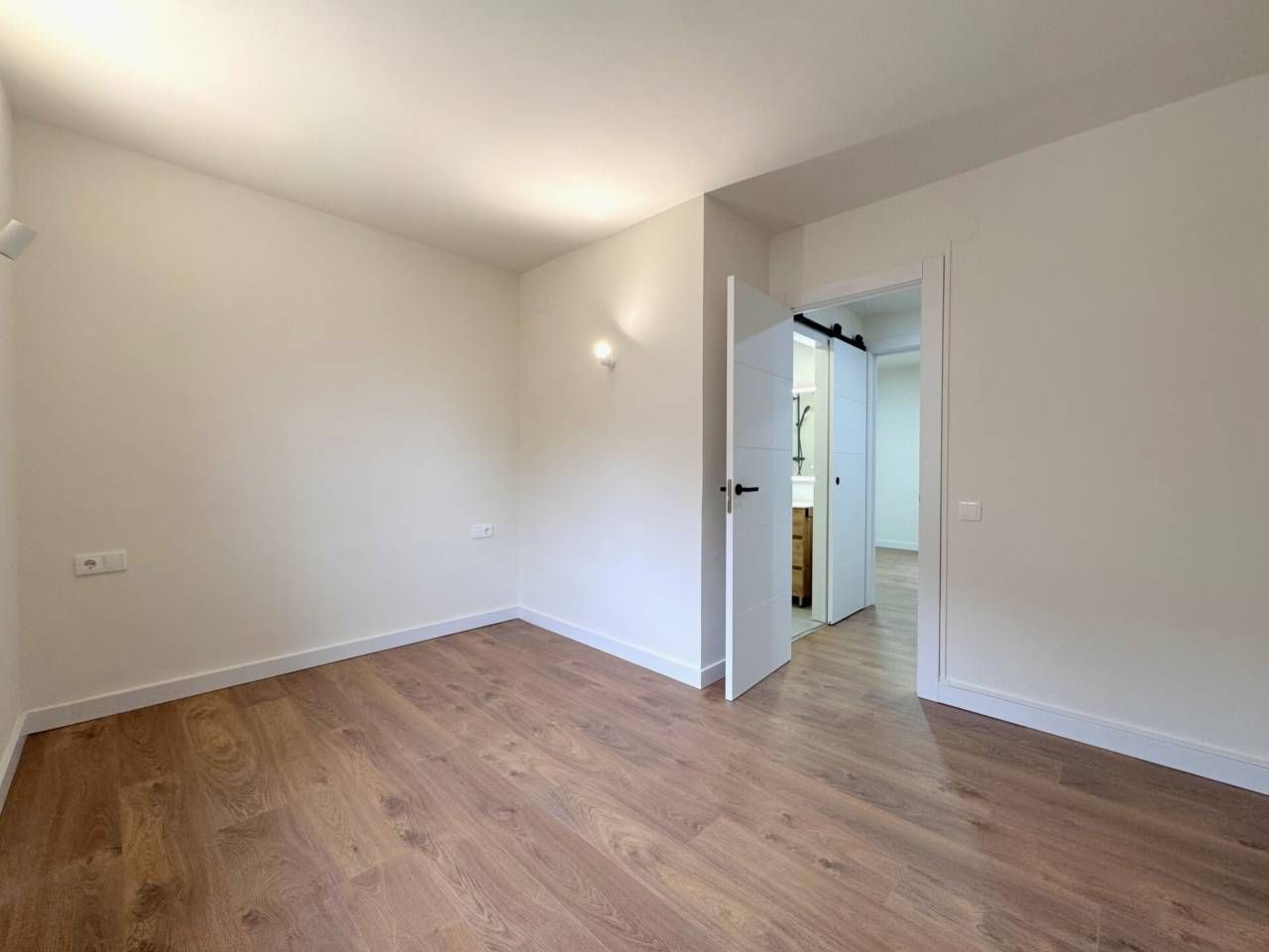 Bedroom of Flat for sale in Sant Fruitós de Bages  with Air Conditioner, Heating and Parquet flooring