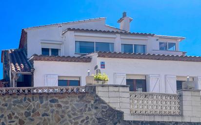 Vista exterior de Casa o xalet en venda en Sant Feliu de Guíxols amb Terrassa, Piscina i Balcó