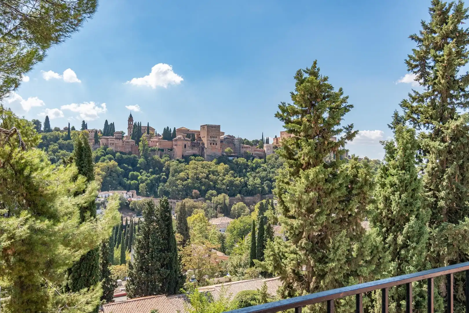 Garden of Houses for sale in Granada  with Air Conditioner, Terrace and Balcony