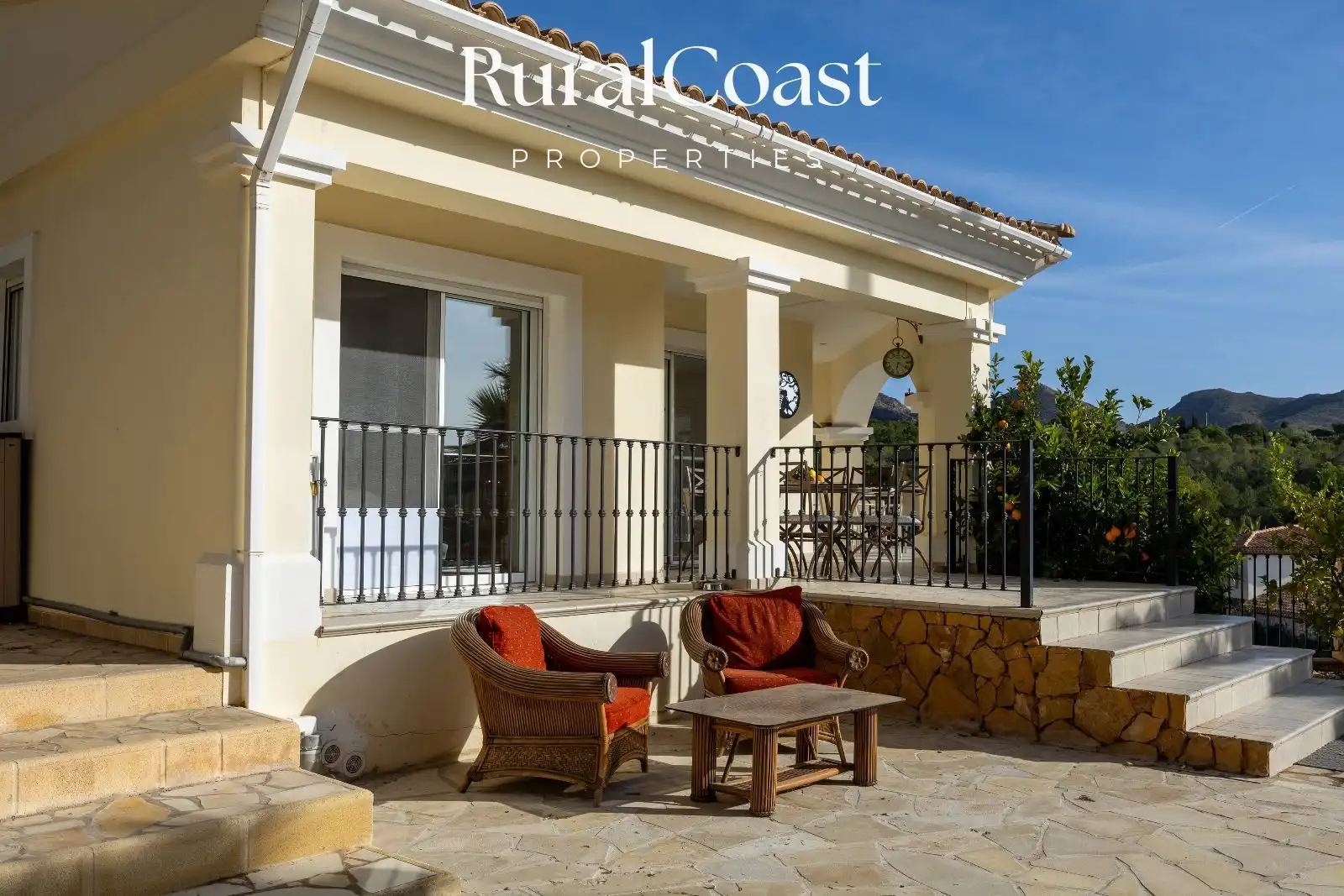 Vista exterior de Casa o chalet en venta en Busot con Aire acondicionado, Calefacción y Terraza