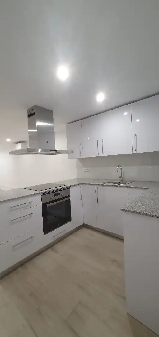 Ground floor for rent in Carrer de Salvà, 39, El Poble Sec - Parc de Montjuïc