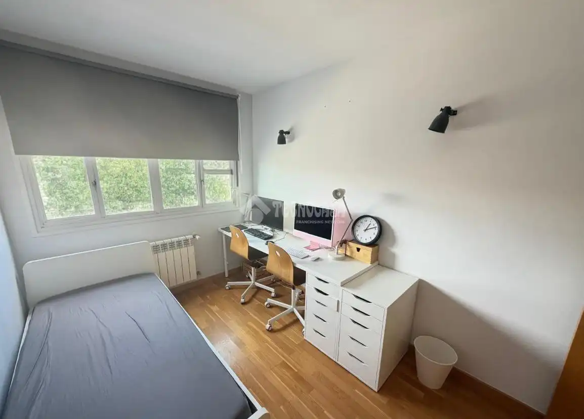 Bedroom of Flat for sale in Restón I - Restón II
