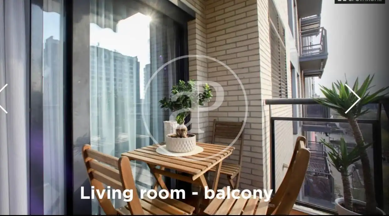 Flat for rent in Av. de les Corts Valencianes, Sant Pau