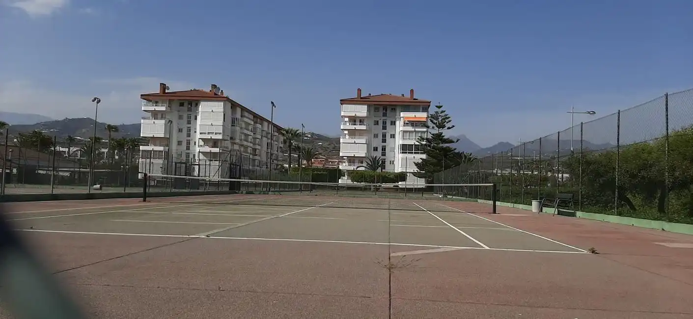 Parkplatz von Wohnungen zur Miete in Torrox mit Klimaanlage, Heizung und Terrasse