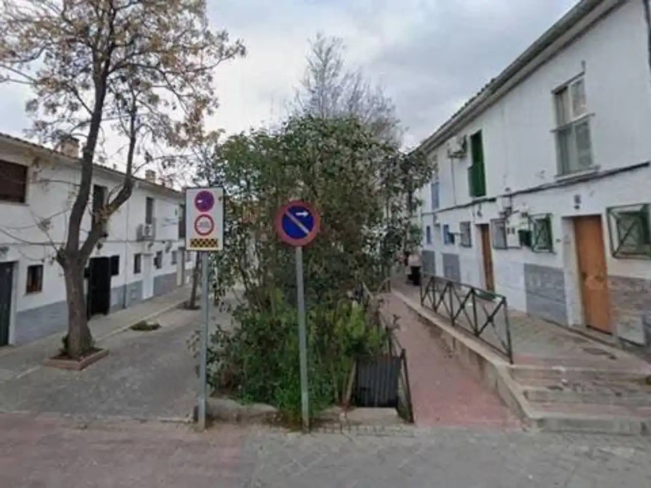 Parking of Detached homes for sale in Madrid