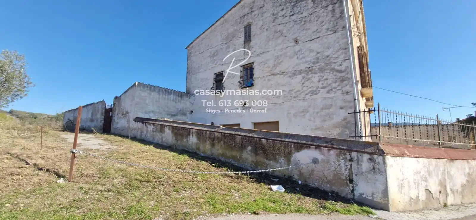 Exterior view of Country homes for sale in Avinyonet del Penedès  with Balcony