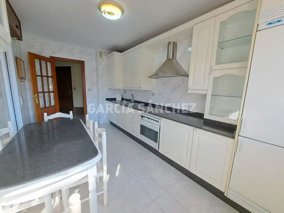 Kitchen of Flat for sale in Boiro  with Storage room