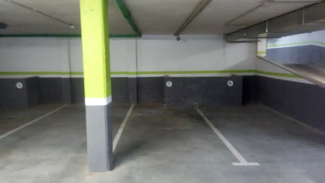 Aparcament de Garatge en venda en Artés
