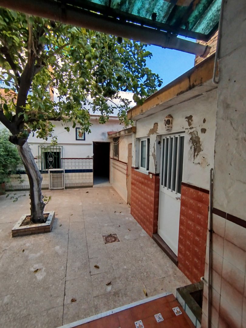 House or chalet for sale in Calle Dos Hermanas