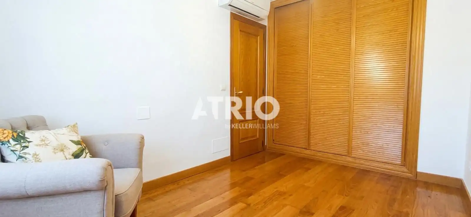 Flat with lift for sale in Nord, imagen 21