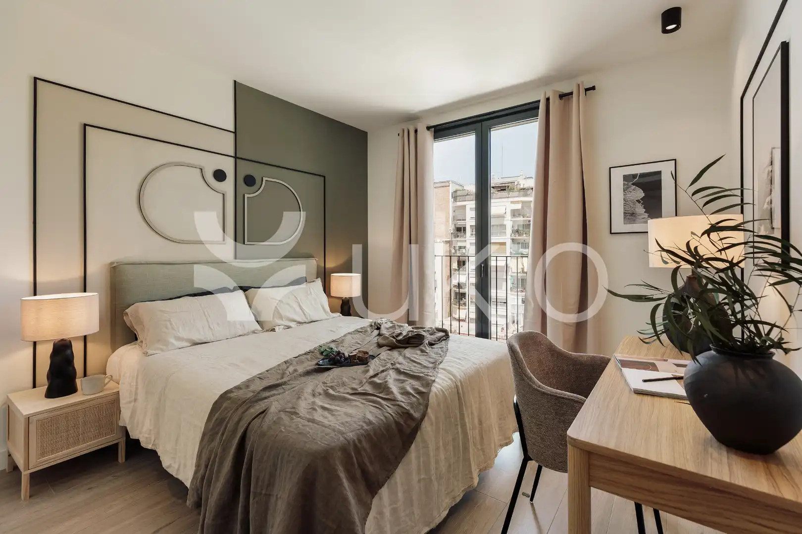 Mini appartamento con terrazza in affitto a Carrer de Rocafort, imagen 5