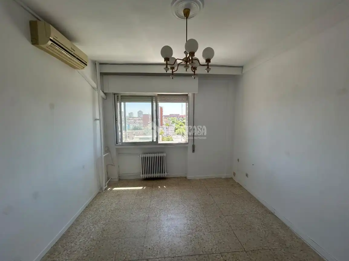 Habitación de Piso en venta en Madrid con Aire acondicionado, Calefacción y Trastero