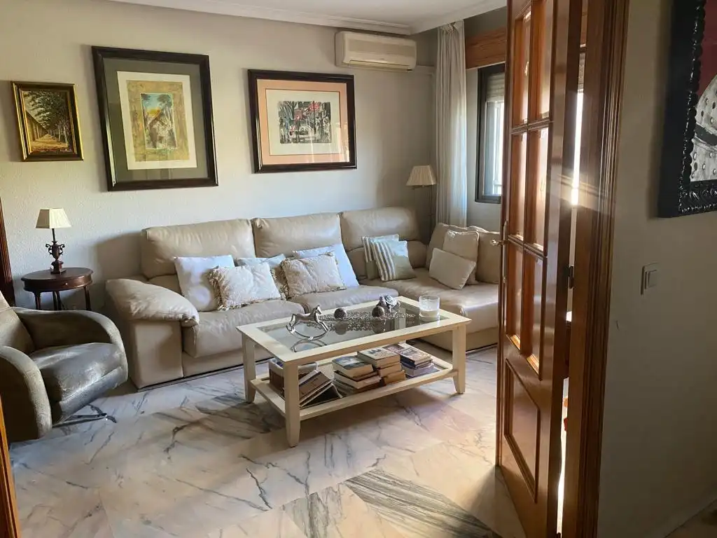 Haus zum Verkauf in Miralvalle - Av. Virgen del Puerto - La Data, imagen 2