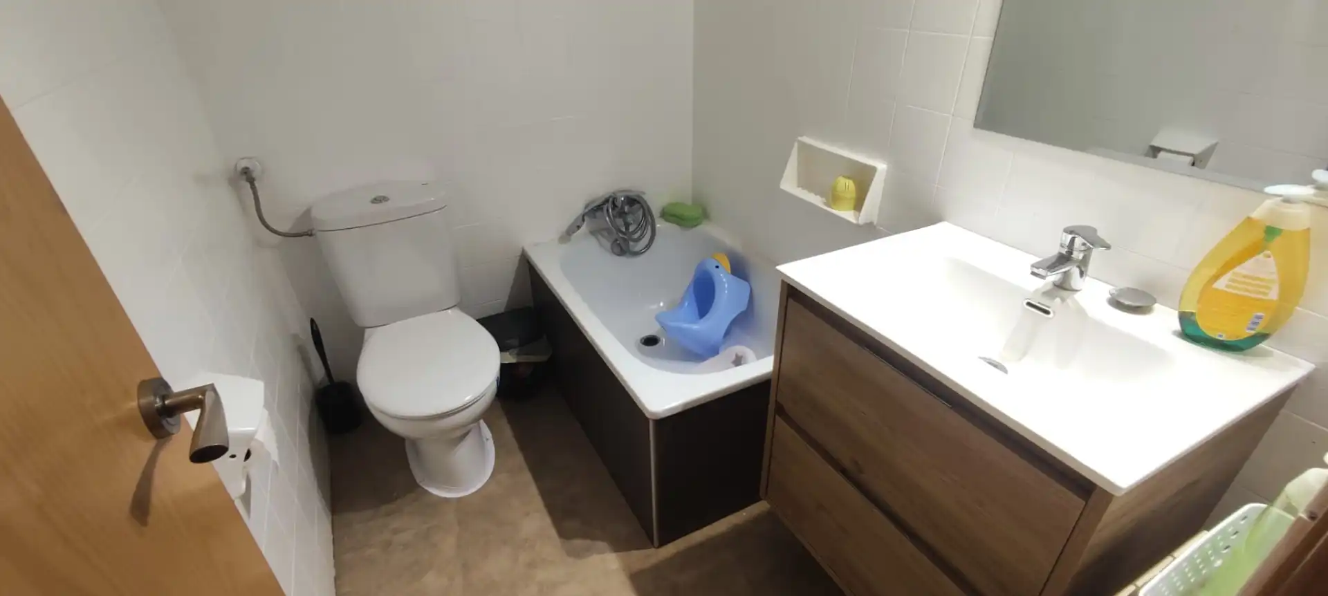 Bathroom of Detached homes for sale in Olot  with Heating, Parquet flooring and Furnished