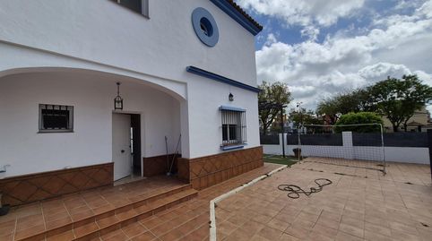 Foto 3 de Casa adosada de alquiler en Calle Orden de Los Templarios, Gines, Sevilla