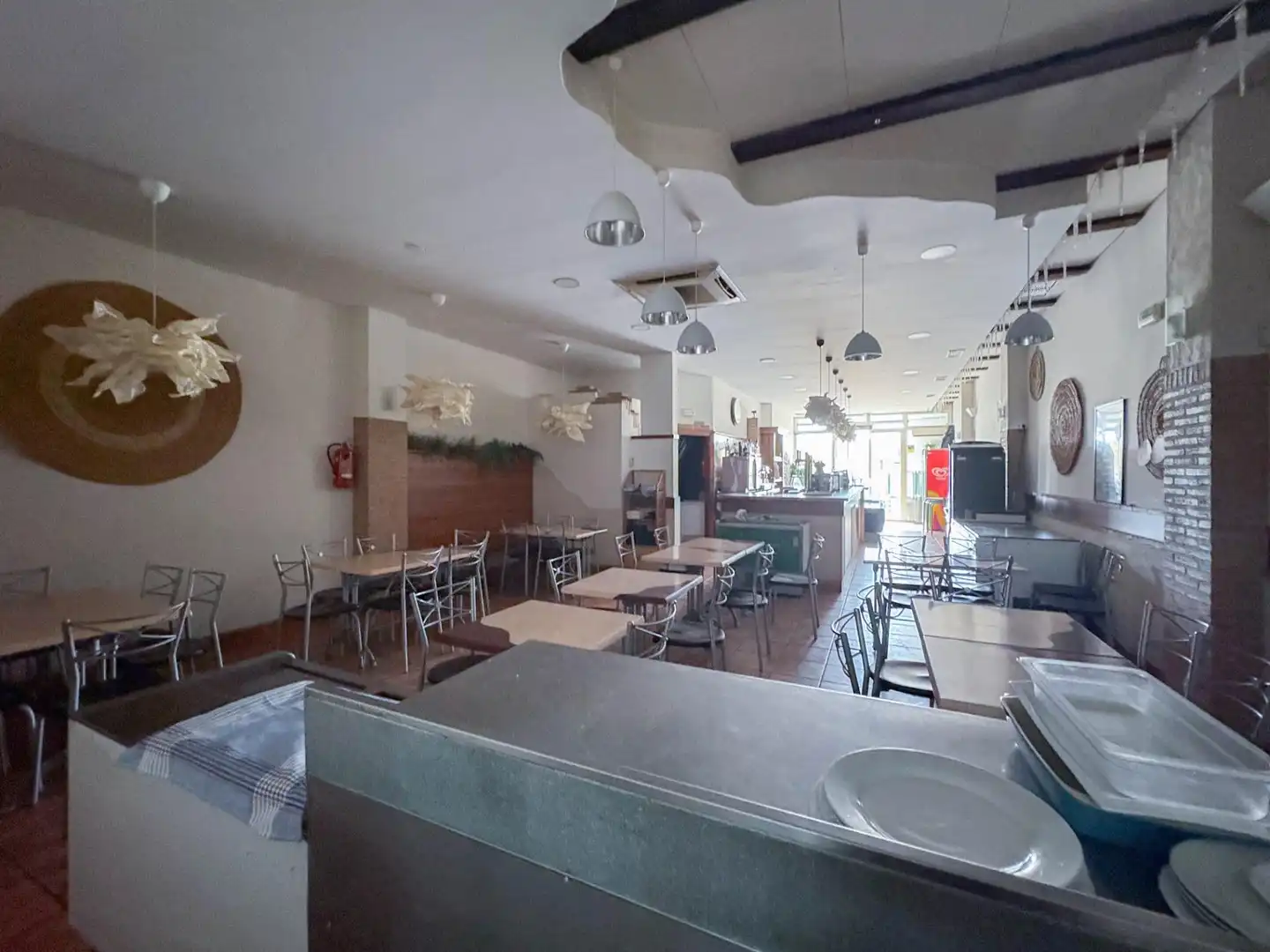 Commercial properties for sale in La Pobla de Vallbona  with Air Conditioner and Furnished
