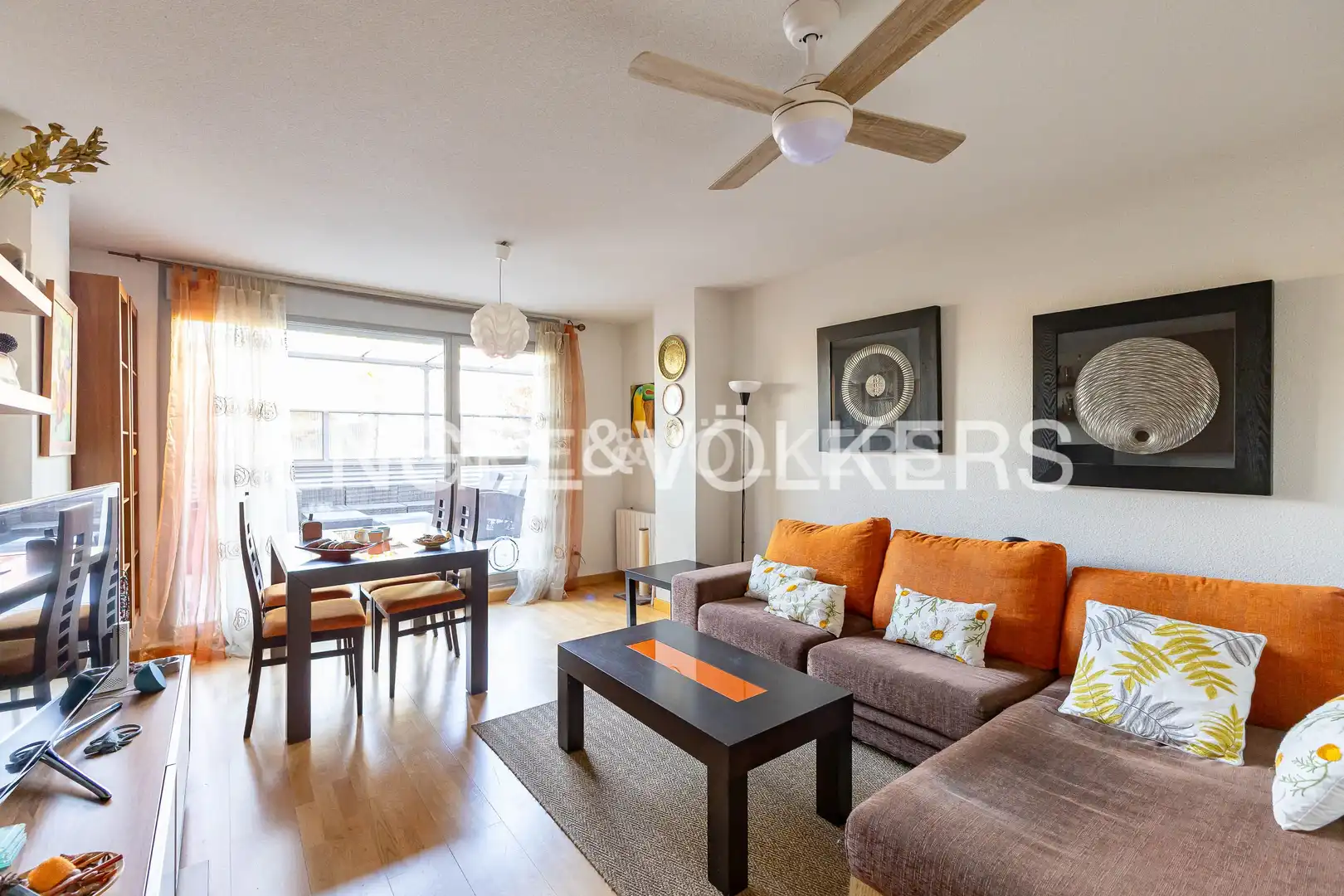Vista exterior de Apartamento en venta en Paracuellos de Jarama con Calefacción, Jardín privado y Terraza