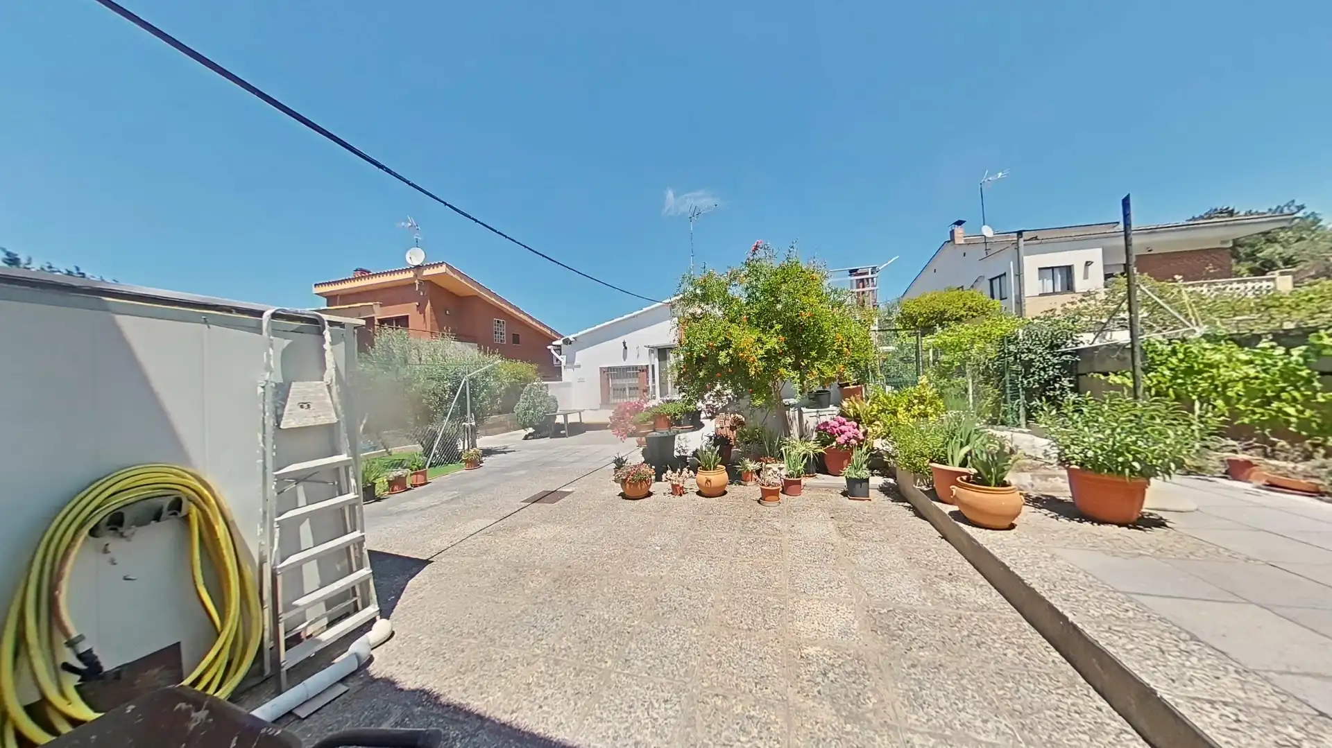 Vista exterior de Casa o xalet en venda en Piera amb Aire condicionat, Calefacció i Jardí privat