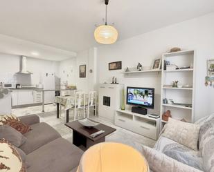Living room of Flat for sale in Fuengirola  with Furnished, Oven and Washing machine