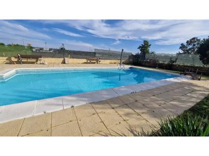 Piscina de Casa o xalet en venda en Ciudad Rodrigo amb Jardí privat, Terrassa i Piscina