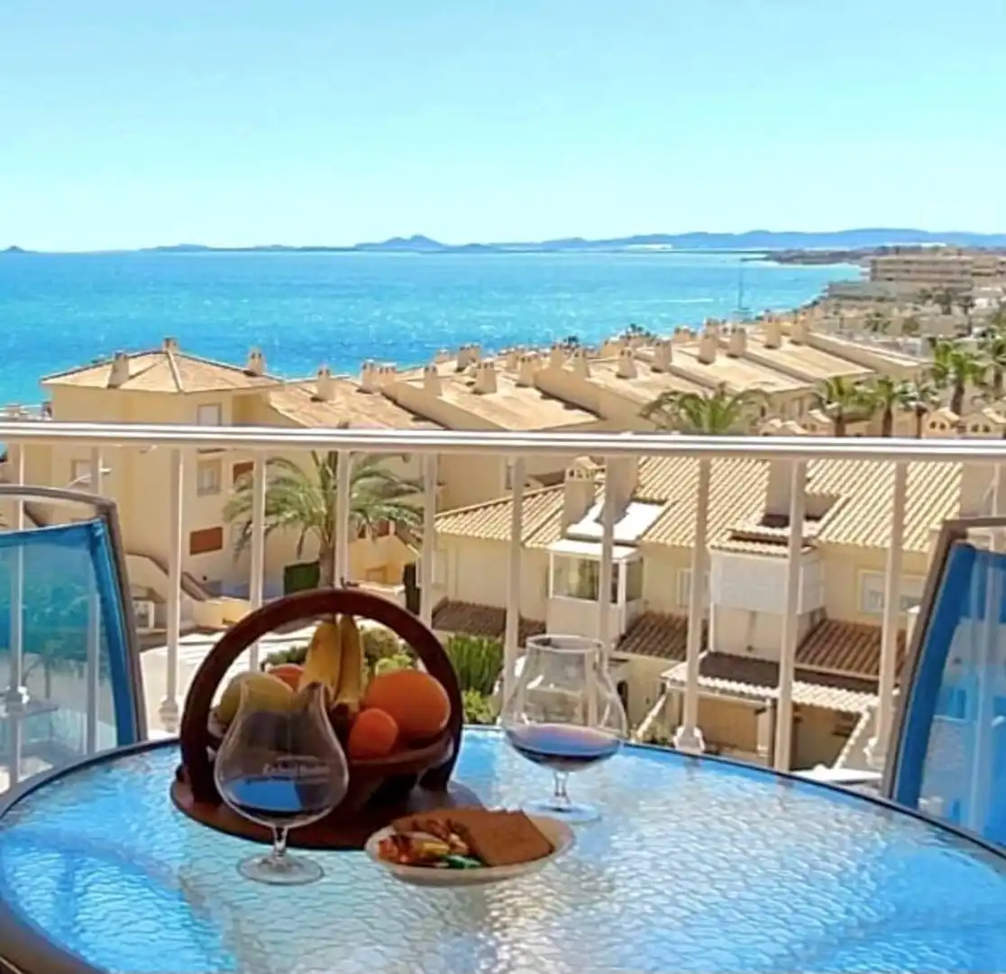 Ático de alquiler en Orihuela con Aire acondicionado, Terraza y Amueblado