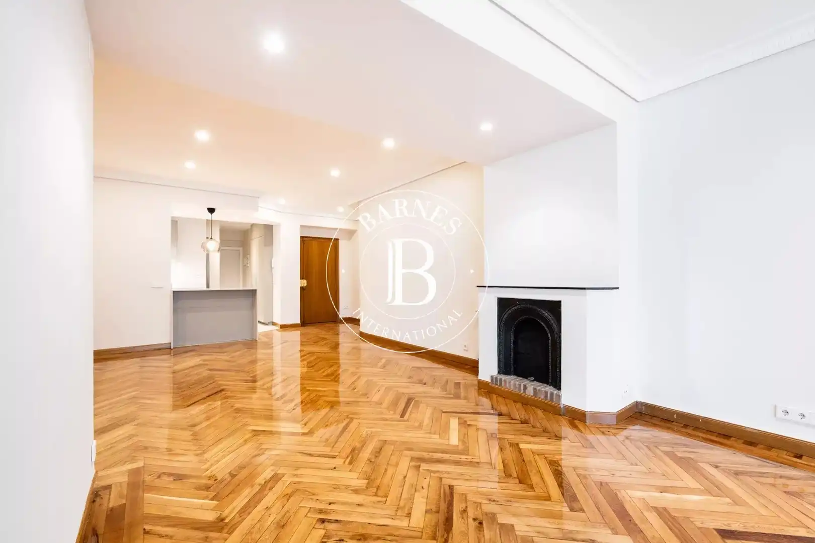 Living room of Flat for rent in Madrid  with Air Conditioner, Heating and Terrace