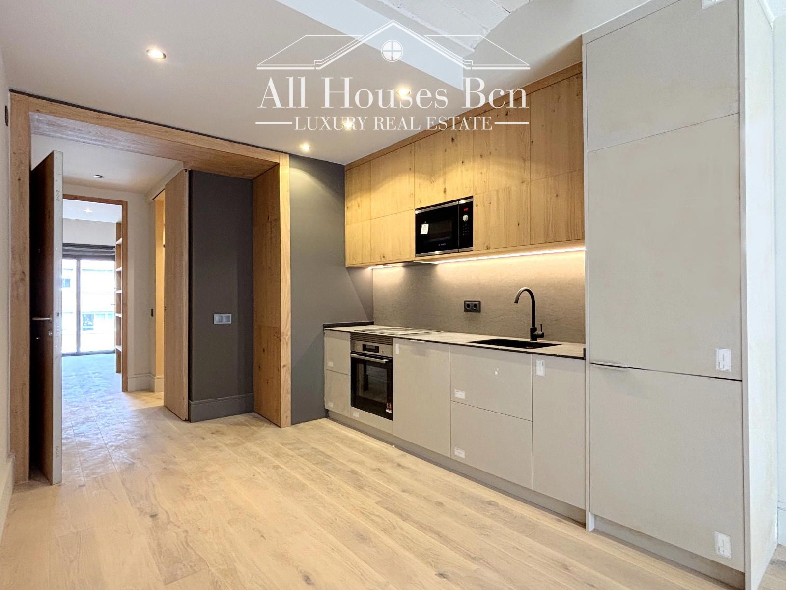 Kitchen of Duplex for sale in  Barcelona Capital  with Air Conditioner, Heating and Parquet flooring