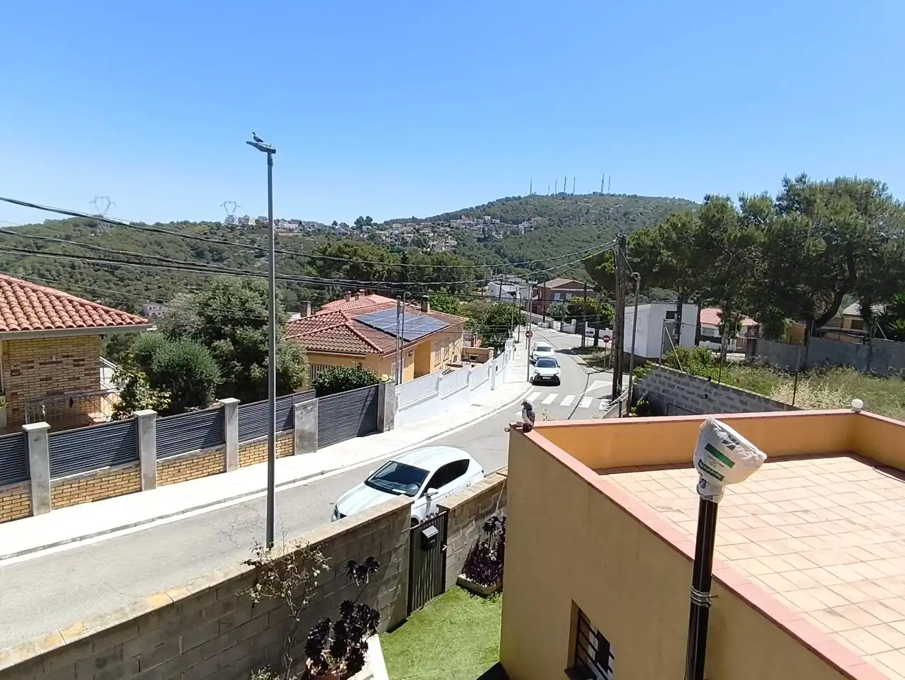 Außenansicht von Haus oder Chalet zum Verkauf in Canyelles mit Heizung, Privatgarten und Terrasse