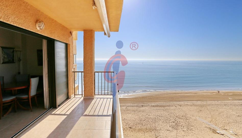 Foto 1 de Apartament en venda a Avenida Libertad, 79, Guardamar Playa, Alicante