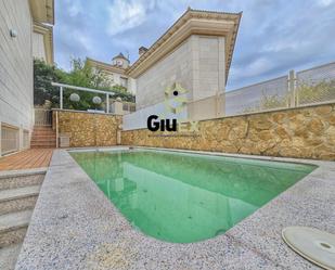 Swimming pool of House or chalet for sale in Cáceres Capital  with Heating, Private garden and Terrace