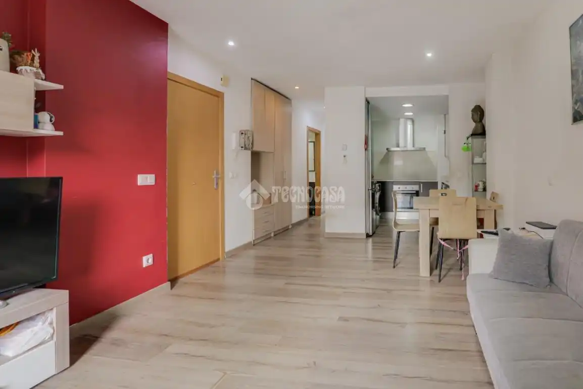Wohnung zum Verkauf in Montcada i Reixac mit Heizung, Abstellraum und Balkon