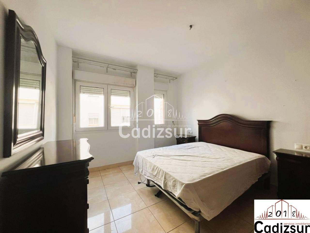 Habitación de Piso en venta en  Cádiz Capital con Aire acondicionado y Balcón