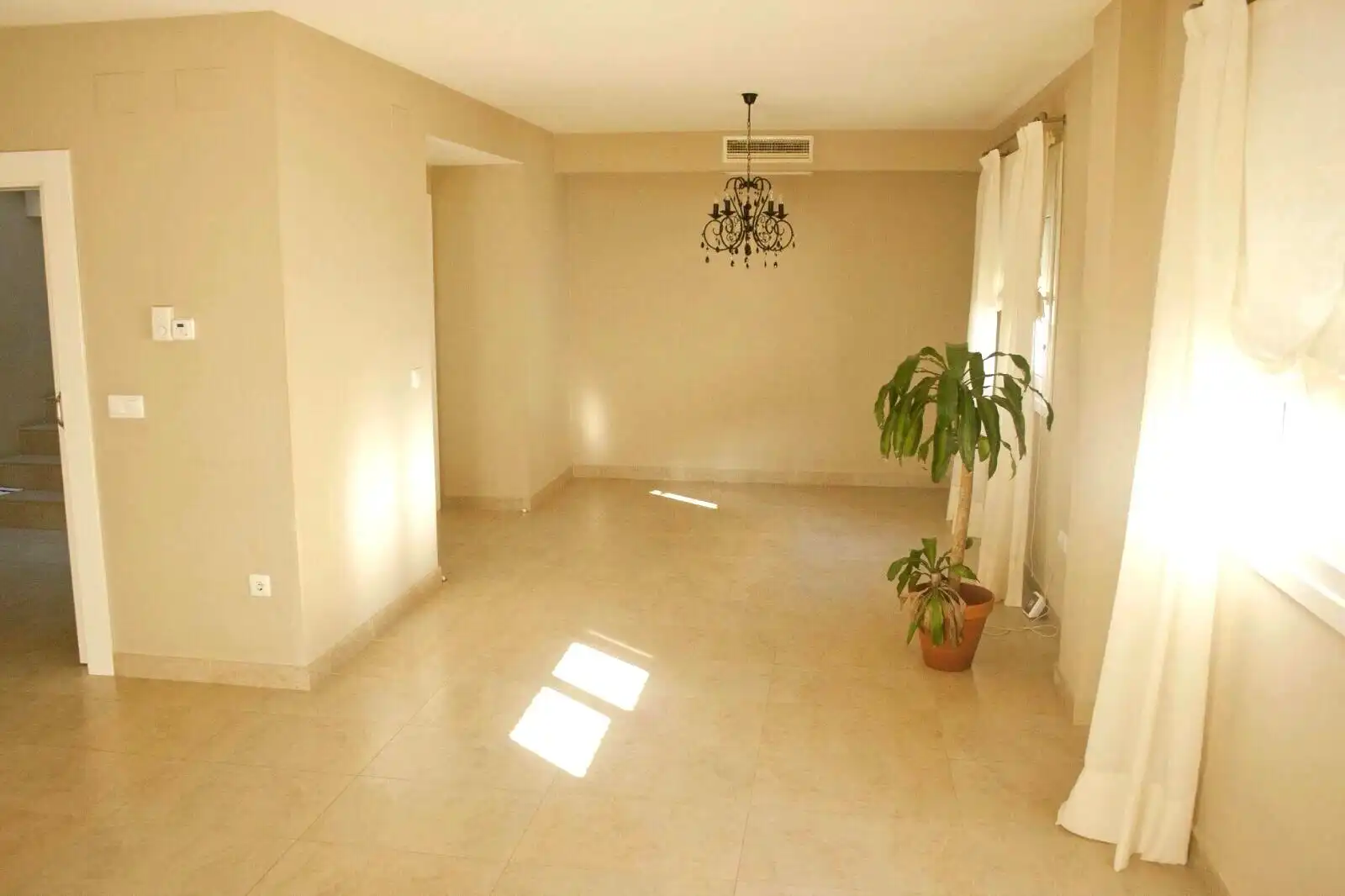 Chalet con terraza en venta en Valdelagrana, imagen 6
