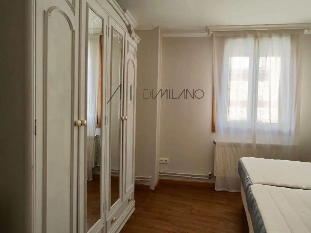 Bedroom of Houses for sale in Cangas pueblo