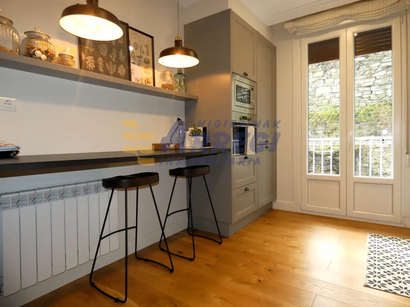 Cocina de Piso en venta en Eibar con Calefacción