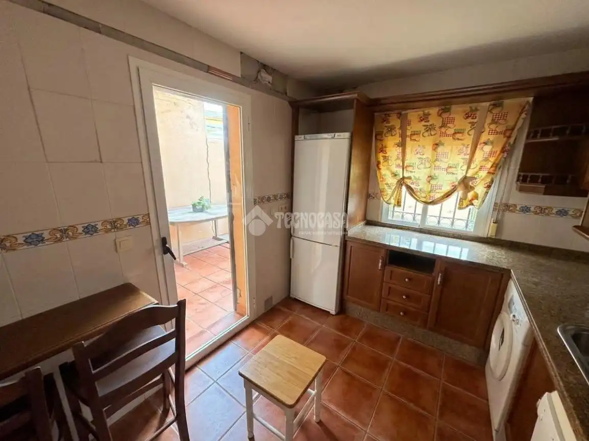 Casa bifamiliare con giardino in vendita a Av. Europa Res. Altavista, imagen 5