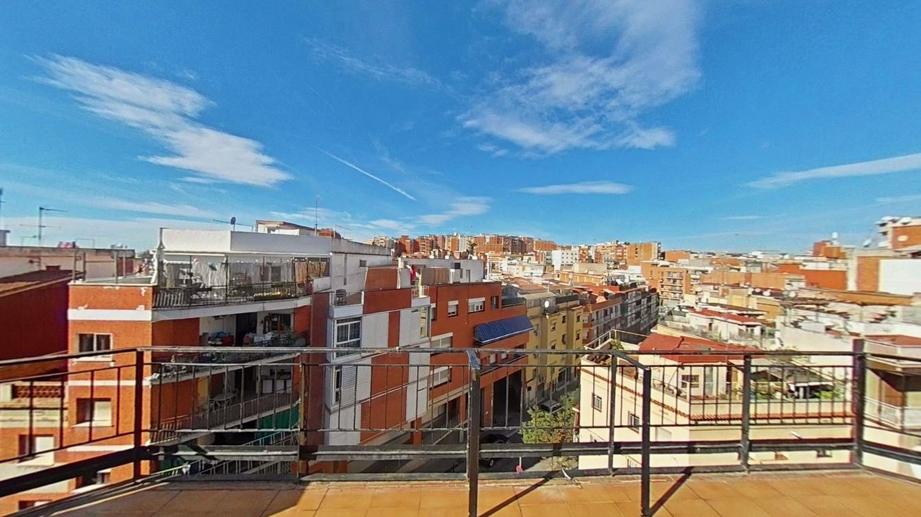 Àtic en venda a La Salut